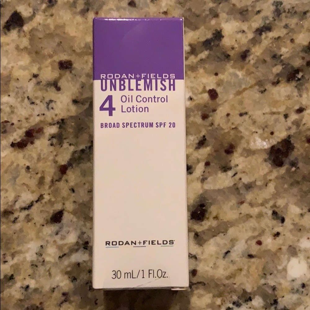 Rodan + Fields unblemish oil control lotion